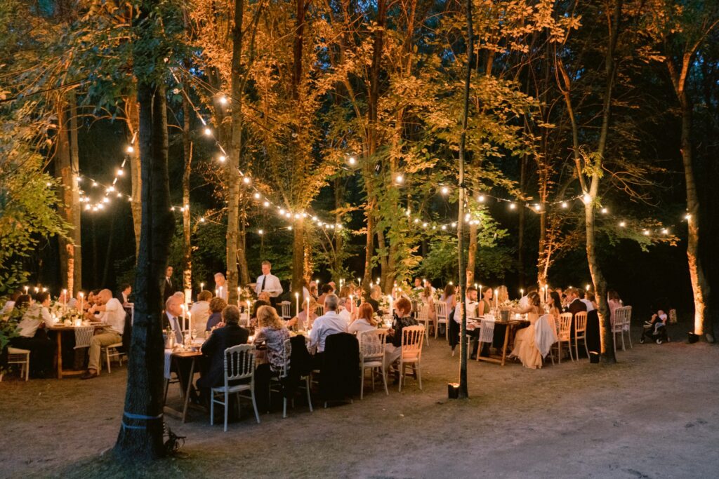 outdoor wedding ceremony in italy planned by atelier crespi wedding planner in italy