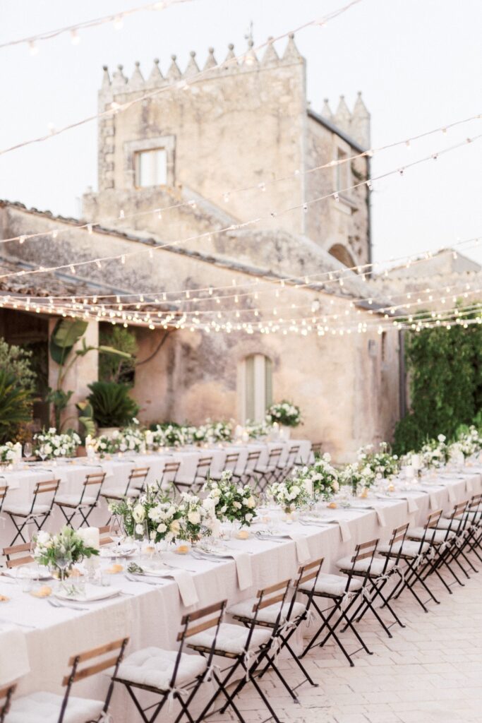 stunning wedding venue in italy decorated by atelier crespi wedding planner for a destination wedding in tuscany